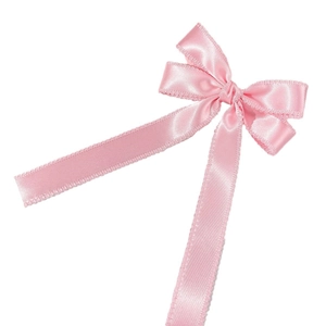 Barrette à cheveux élégante en satin rose avec dentelle et rubans longs pour femmes