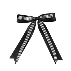 Barrette à cheveux avec nœud en vichy noir et blanc et double épaisseur de satin poli