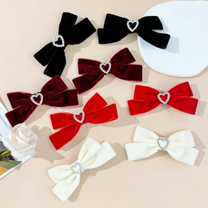 Vintage Velvet Bow Hair Clips With Heart Rhinestone Sweet Lolita Duckbill Clips Hair Accessories For Women Girls Styling