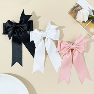 Lot de trois nœuds de cheveux élégants en satin noir, blanc et rose avec de longs rubans