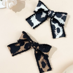 Leopard and cow print bow hair clips with faux fur trim for women hair accessories