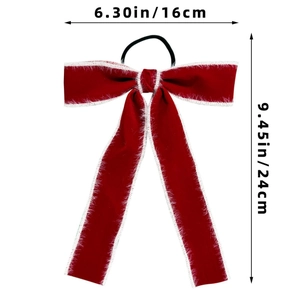 Detailansicht einer roten Samt-Haarschleife mit weißem Pelzbesatz und 24 cm Längenangabe