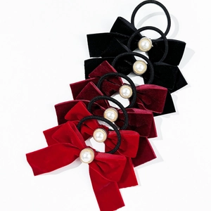 Lot de 6 chouchous nœuds en velours avec perles en noir et rouge classiques