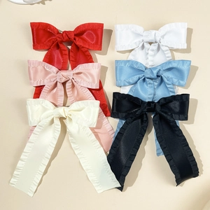 Lot de six barrettes à cheveux à nœud en satin avec bords volantés en couleurs variées