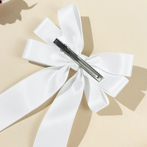 Elegant white satin ribbon bow hair clip with long streamers for women hair styling