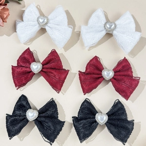 Lot de barrettes en dentelle avec perles de cœur en blanc rouge et noir pour femmes