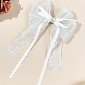 Eleganter weißer Organza-Bogen-Haarclip mit Silber-Strasssteinen, Perle und langen Bändern