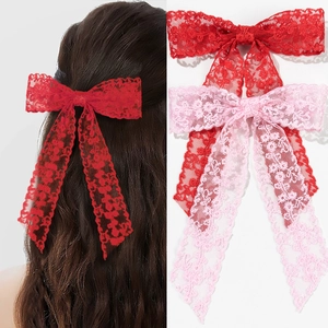 Elegante Fermaglio per Capelli a Fiocco in Pizzo Con Lunghi Nastri Design Floreale Traforato Clip in Metallo per Donne Ragazze