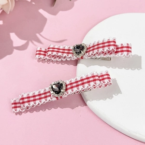 Fermagli per capelli a quadretti rossi con fiocchi, strass e pietre a forma di cuore