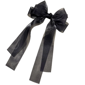 Eleganter schwarzer Haarclip aus Organza mit doppelter Schleife und langen Bändern
