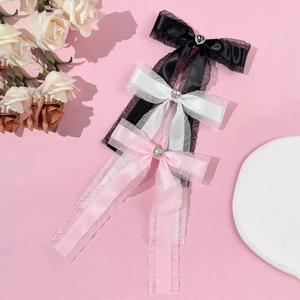 Three-piece set of sweet bow hair clips with lace edges and heart rhinestones