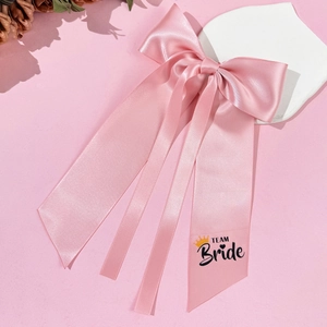 Rosa Satin-Haarschleife mit TEAM Bride Aufdruck für Hochzeiten und Junggesellenabschiede