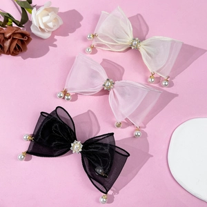 Barrettes à cheveux élégantes en tulle avec perles et strass en blanc, rose et noir