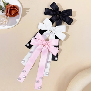 Barrettes à cheveux élégantes en ruban de soie avec perles en noir, blanc et rose