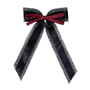Schleifen-Haarspange im Gothic-Stil aus schwarzer Spitze und rotem Band mit Bändern