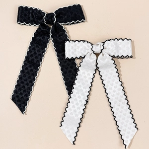 Ensemble de pinces à cheveux nuds élégants noirs et blancs avec dentelle et pois