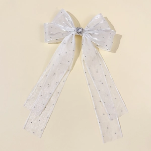 Barrette à cheveux nœud en organza blanc avec strass cœur et longs pompons brillants