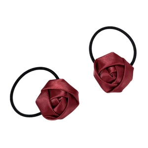 Paire de chouchous élégants avec roses bordeaux et bandes élastiques pour femmes