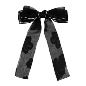 Elegante fermaglio per capelli in tulle nero con fiori floccati e lunghi nastri