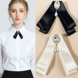 Preppy Vintage Satin Bowknot Brooch Pin For Women Elegant Rhinestone Artificial Pearl Pendant Bow Tie Fashion Shirt Accessory