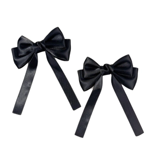 Zwei elegante schwarze Satin-Haarschleifen mit langen Bändern für Ballett-Stil Haare