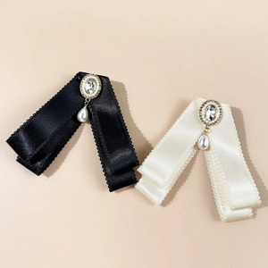Bow tie brooch set with rhinestones and drop pearls for women's preppy shirts