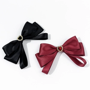 Elegant satin bow tie set with heart gemstone and rhinestones for shirts in black and wine red
