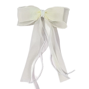 Barrette nœud en organza blanc élégant avec franges de perles et rubans longs