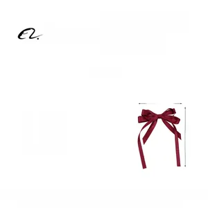 Detailed view of red ribbon bow hair clip with dimensions 13.5x19.5cm and 7.6g weight