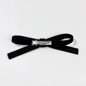 Barrette à cheveux nœud en velours noir classique avec clip crocodile en métal argenté