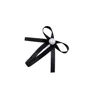 Eleganter schwarzer Schleifen-Haarclip mit weißer Perle und silberner Metallbasis