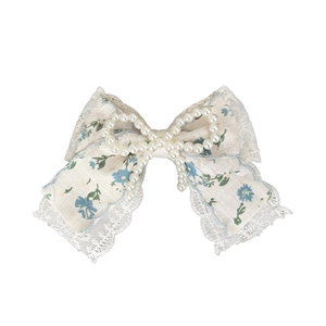 Fermaglio per capelli floreale con pizzo e perle per un look da principessa dolce