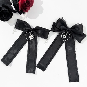 Gothic Lolita Schwarz Satin Schleife Haarspange Mit Herz Kreuz Metall Anhänger Rüschenkante Süß Cool Dark Style Haarspange