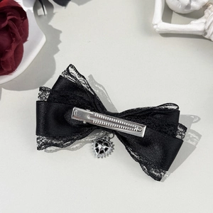 Barrette à cheveux gothique en dentelle noire avec pendentif cœur et strass brillants