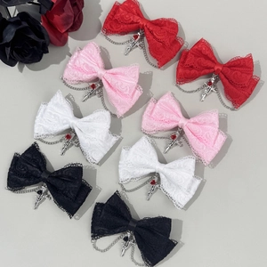 Pinza para el Cabello con Lazo de Encaje Gótico con Colgante de Cruz de Cadena Metálica Estilo Lolita Oscuro Para Mujer
