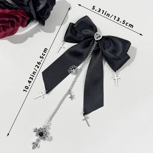 Nœud gothique en satin noir avec chaînes argentées et croix, longueur 26,5 cm