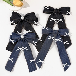 Vintage Denim Stoff Schleife Haarklammer Mit Künstlicher Künstliche Perle Langem Band Streamer Süßem X-förmigen Nähten Kopfschmuck Damen