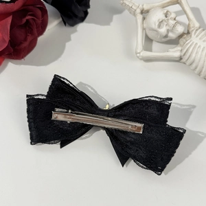 Gothic Lolita black lace bow hair clip with silver metal alligator clip and roses decoration