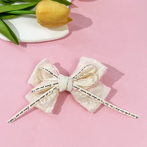Elegante fermaglio per capelli in pizzo vintage con ricamo floreale e nastro stampato
