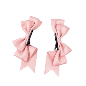 Coppia di fermagli per capelli con fiocco in raso rosa per donna con clip a becco su bianco