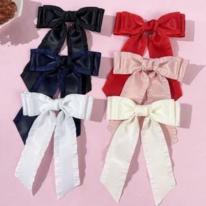 Pince à Cheveux Nœud en Satin Élégante Pour Femmes Avec Bord à Volants Longs Rubans Pince Bec de Canard Accessoires Cheveux