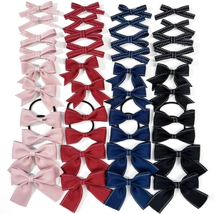 Set di Mollette e Elastici per Capelli a Fiocco Stile Preppy in Tessuto Con Cuciture Bianche Accessori per Capelli Donna