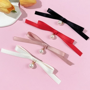 Broches nœud en satin élégantes avec pendentif perle en noir, rouge, rose et blanc