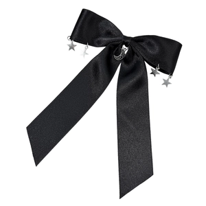 Nœud à cheveux gothique en satin noir avec breloques étoiles et lune argentées pour femmes