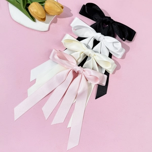 Eleganti fermagli per capelli a fiocco in raso in vari colori con nappe lunghe