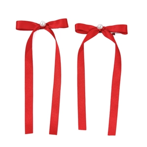 Paire de barrettes à nœuds en ruban rouge de style ballet avec perles blanches