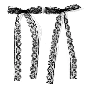 Paire de pinces à cheveux élégantes en dentelle noire avec broderie florale fine