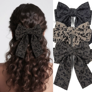 Pince à Cheveux Nœud Imprimé Léopard pour Femme Mode Rétro Grand Nœud en Tissu Pince à Ressort Accessoires Cheveux Style Français