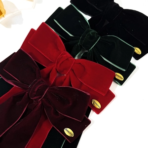 Barrettes noeuds élégantes en velours bordeaux, rouge, vert et noir avec charms dorés