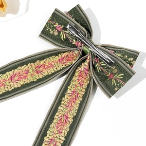 Bohemian retro embroidered bow hair clip with vintage floral patterns and metal duckbill clip